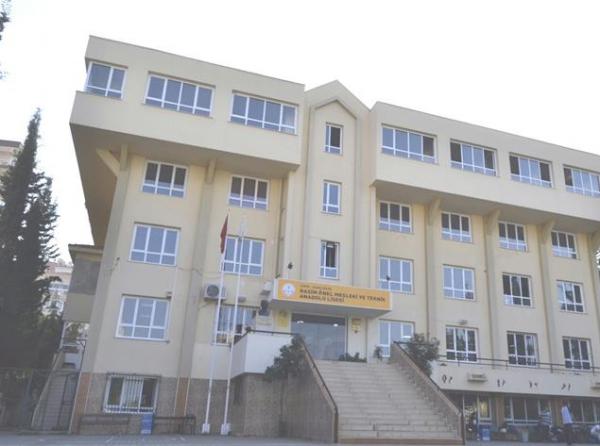 Narlıdere Rasim Önel Mesleki ve Teknik Anadolu Lisesi Fotoğrafı